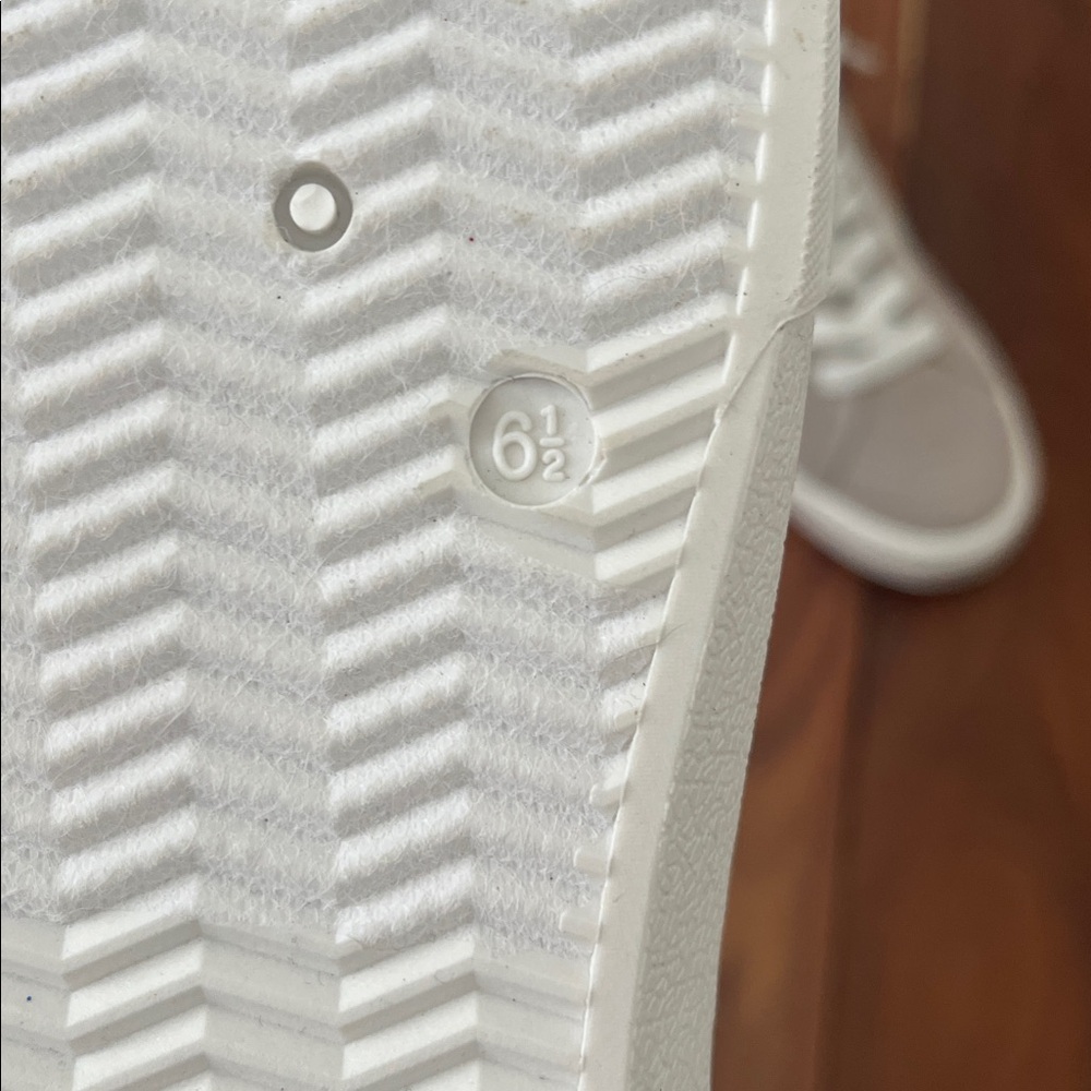 Vintage Havana High Top Sneakers - Picture 7 of 9